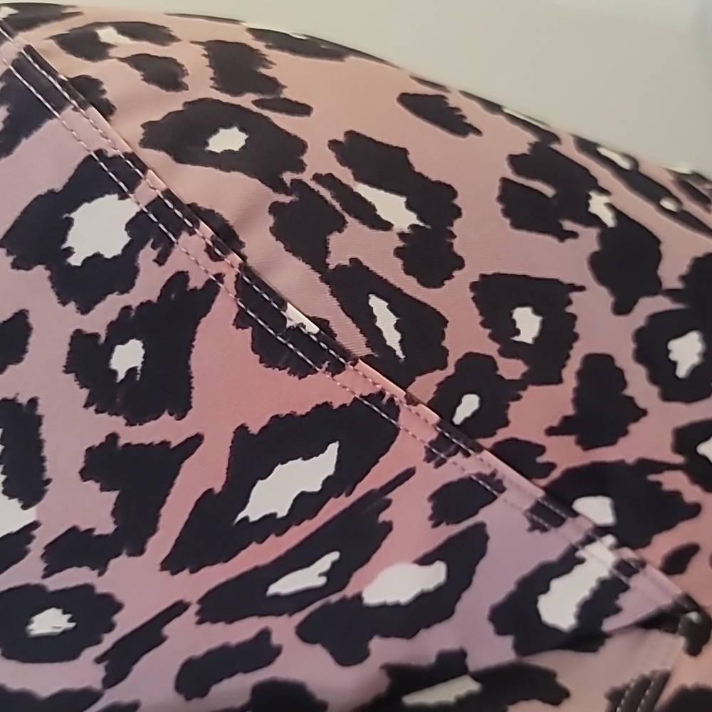 G.I.L.I. Pink and Black Bustier Peplum Swim Tankini - Picture 5 of 8